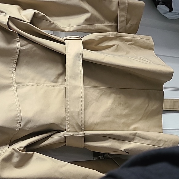 Authentic 'COACH' Women's Coat Jacket Raincoat, Dark Beige, Above Knee - Picture 8 of 12